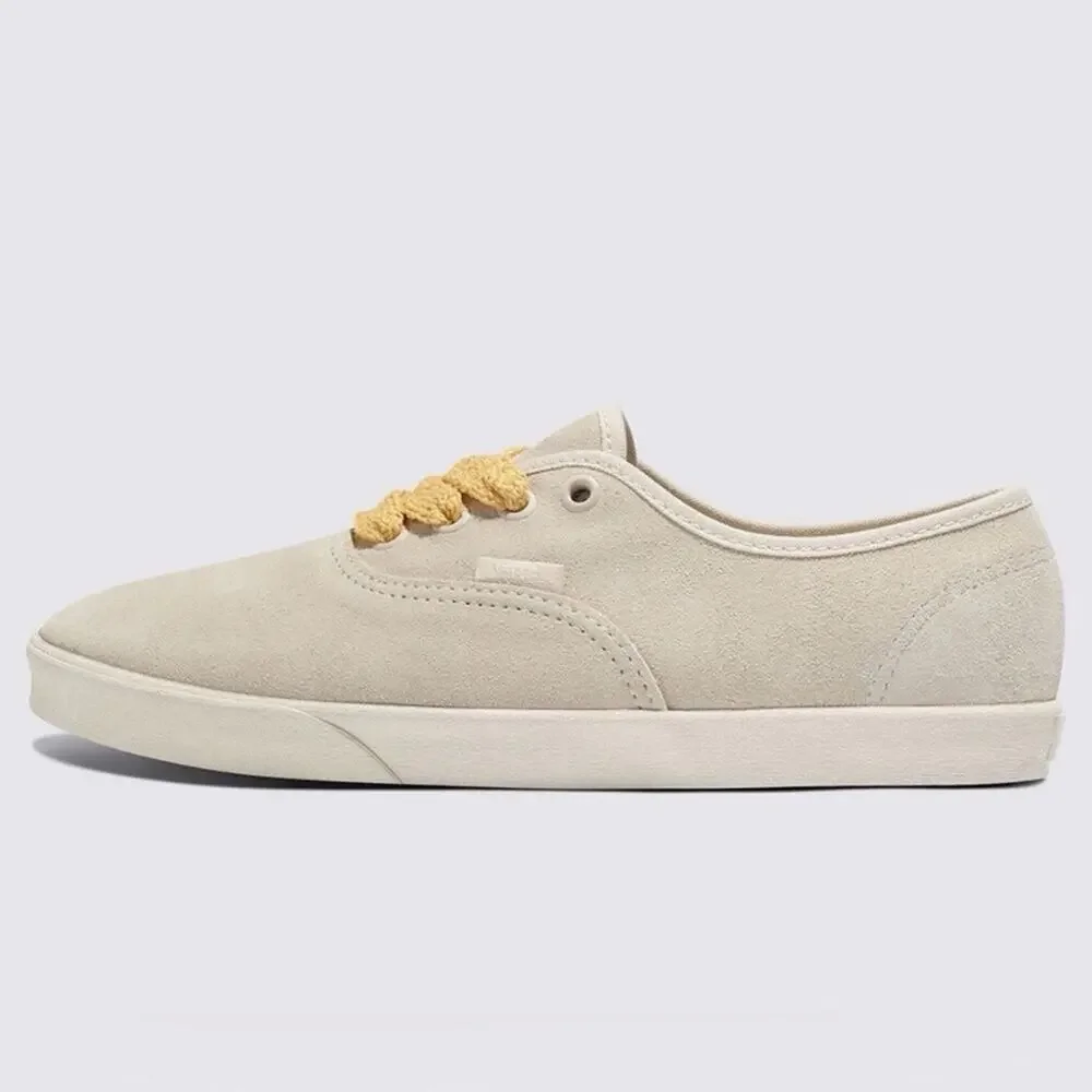 NEW Vans Authentic Beige Lowpro Fat Lace Yarrow Skate Shoes Women’s Size 9